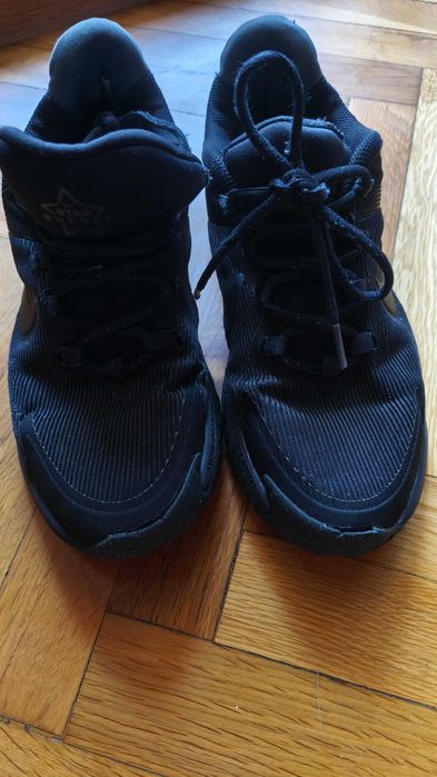 Маратонки Nike 39 номер, uk 6