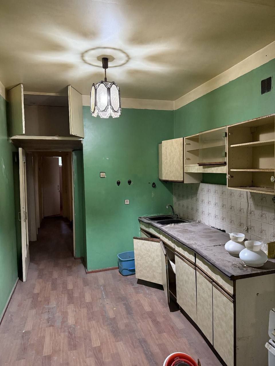 Срочно продается 3 комнатная квартира, Дархан, ор метро Х Олимжанов