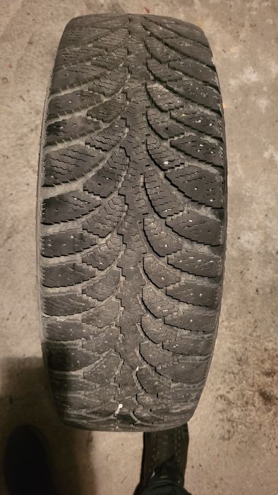Продам шины размер 15