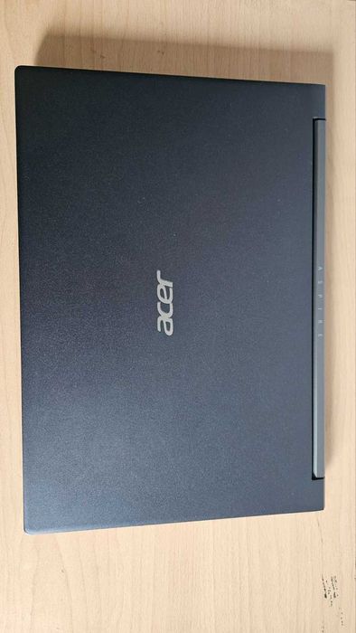 Лаптоп Acer Aspire 7 A715