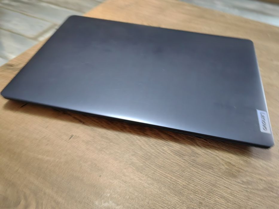 Лаптоп Lenovo IdeaPad 3 15.6", Full HD