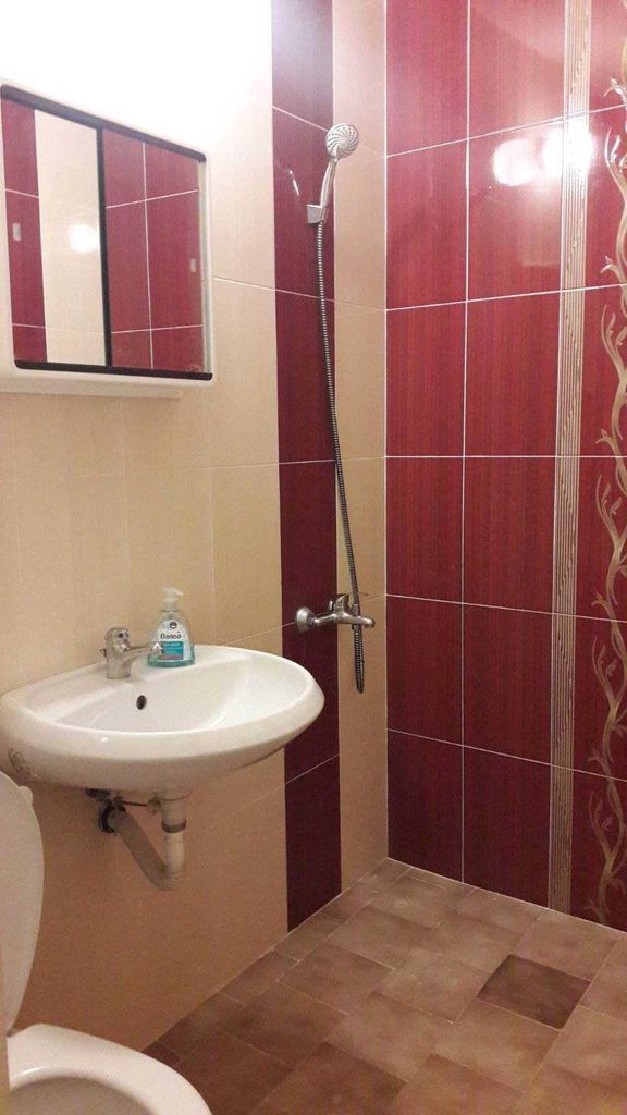Дава се под наем Двустаен апартамент в София, Лозенец - 60 кв.м за 600 € - Снимка #3