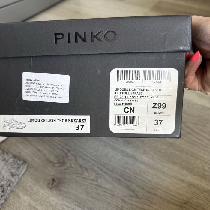 Нови боти Pinko отгинални от Италия