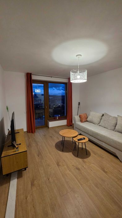 PF inchiriez apartament cu 3 camere si 2 bai, in Dambul Rotund