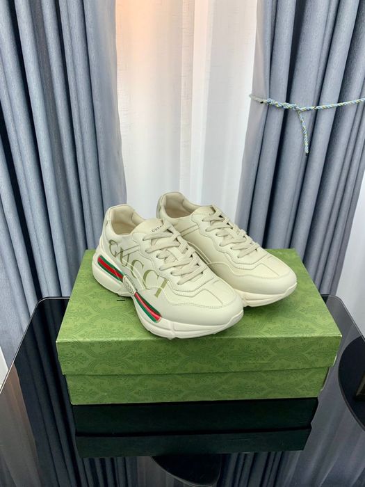 sneakers gucci Rhyton