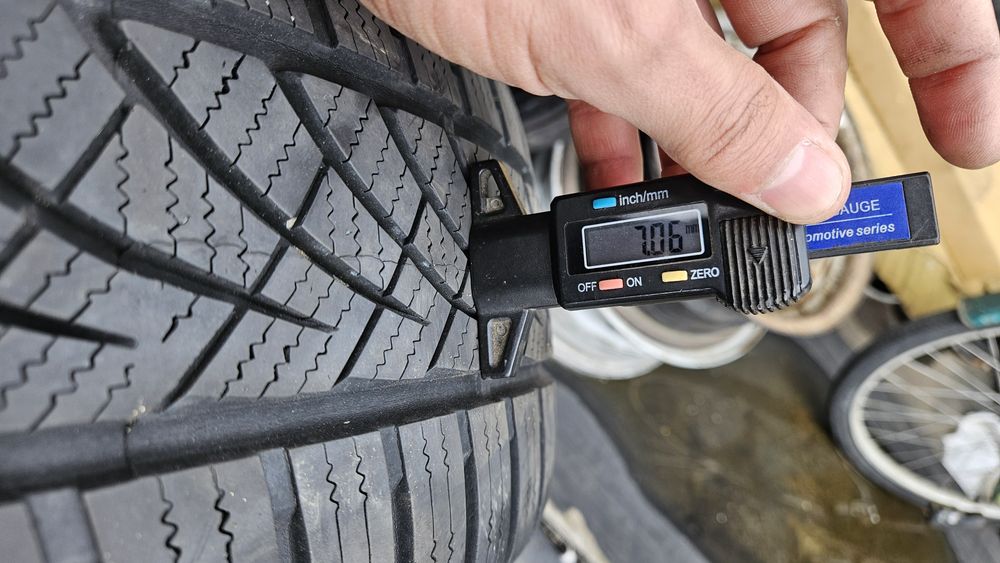 Гуми 205 55 16 ханкок