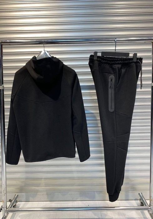 Treninguri barbati noi