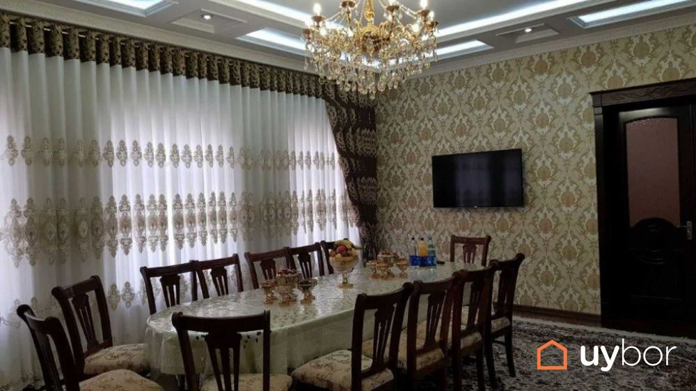 Дом в г. Бухаре, 4,1 сотки.