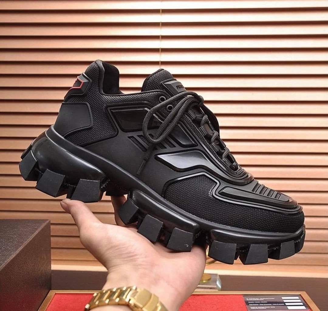 Мъжки маратонки в черно и бяло 40-44 Prada