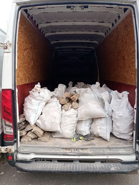 Servicii complete de debarasări diverse.TRANSPORT MARFĂ.