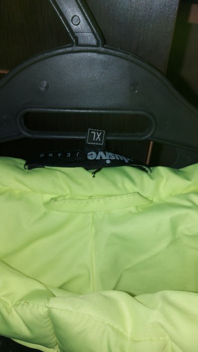 Зимно яке VETEIDA/EXCLUSIVE с голяма качулка