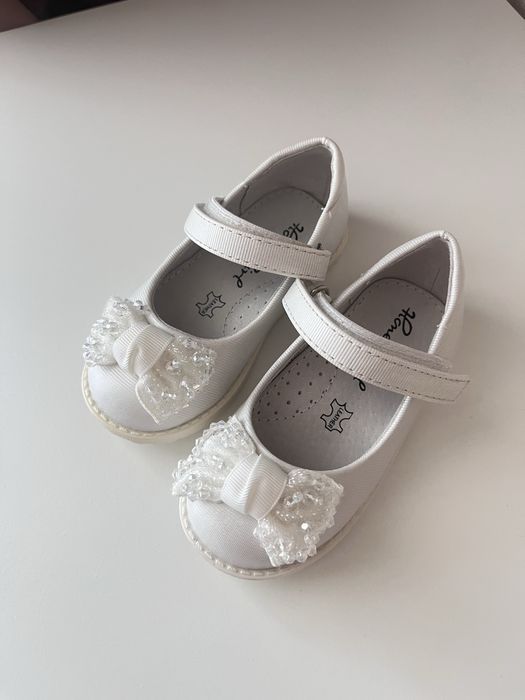 Детские туфли новые