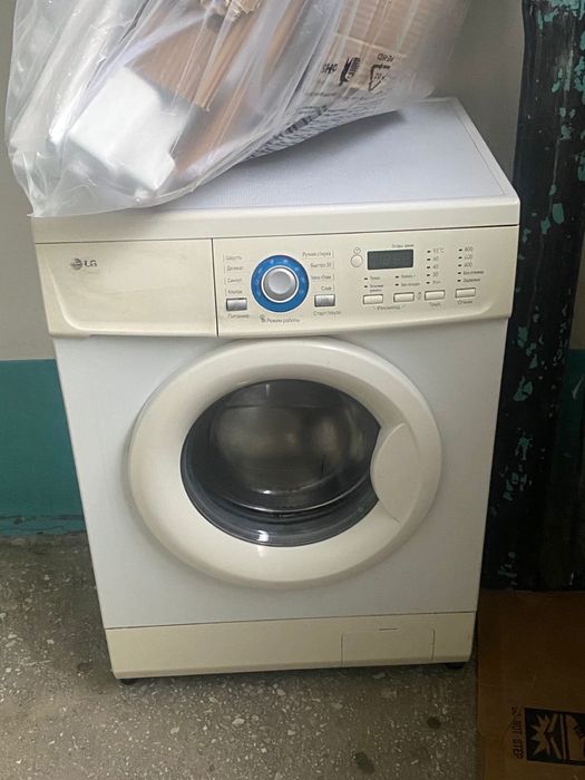 Продам  рабочую стиральную машину