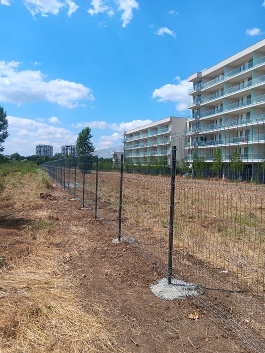 Meșter la garduri cu experiență în domeniul de peste 15 ani în constru