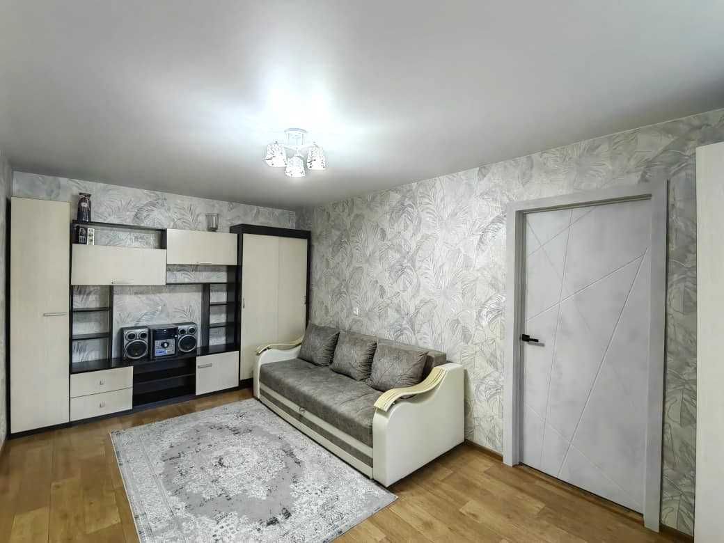 Светлая и теплая 2-комнатная 47м², Майкудук 12 мкр-он дом 17 (Горняк)