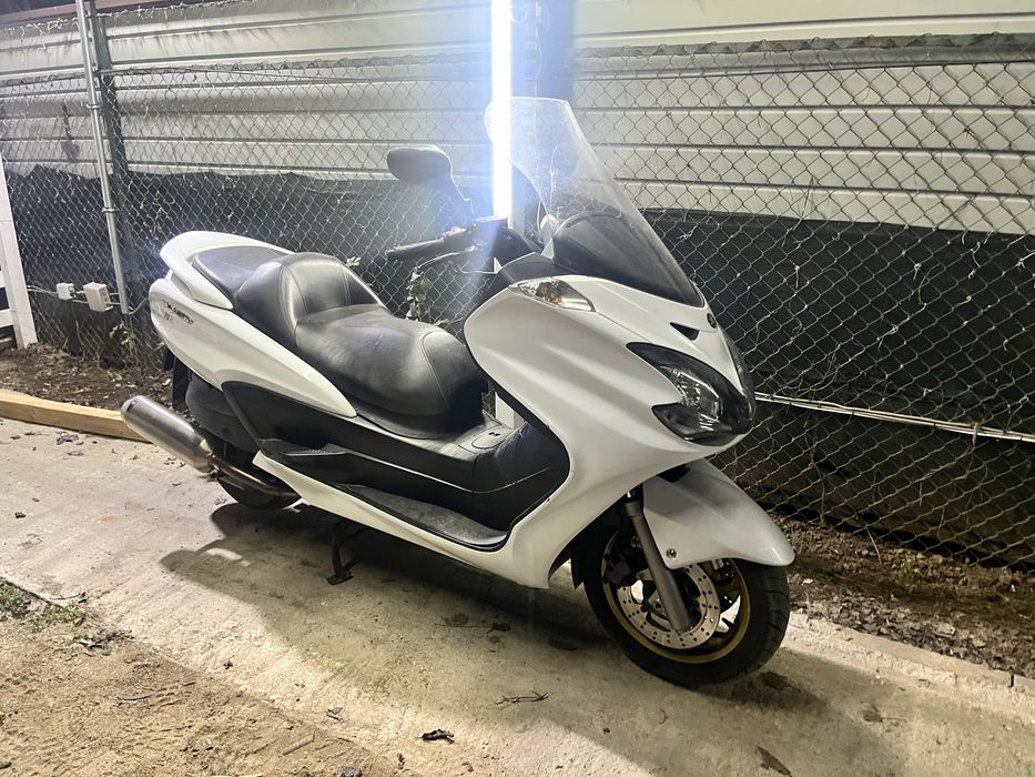 Scooter Yamaha 400 magasty impecabil
