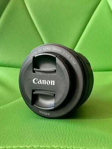 Canon 6D + объектив, вспышка, чехол — отличное состояние!