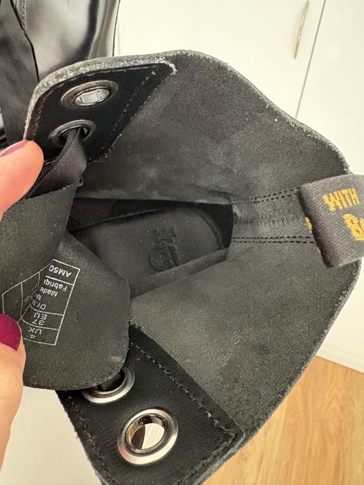 Дамски боти Dr. Martens