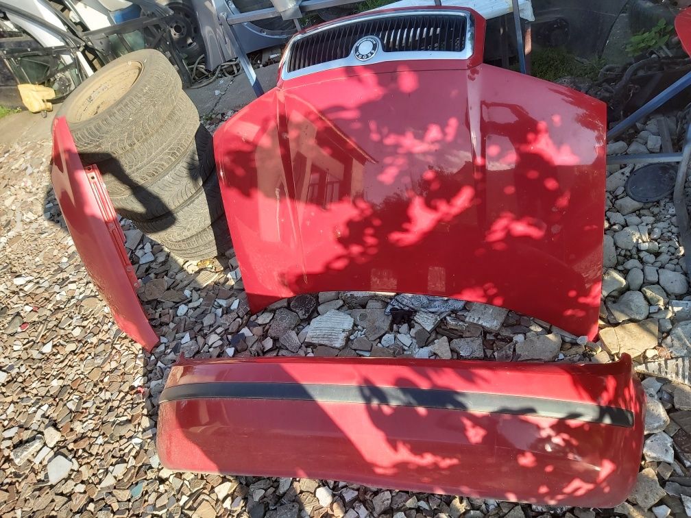 Capota bara spoiler spate aripa stanga skoda fabia 1