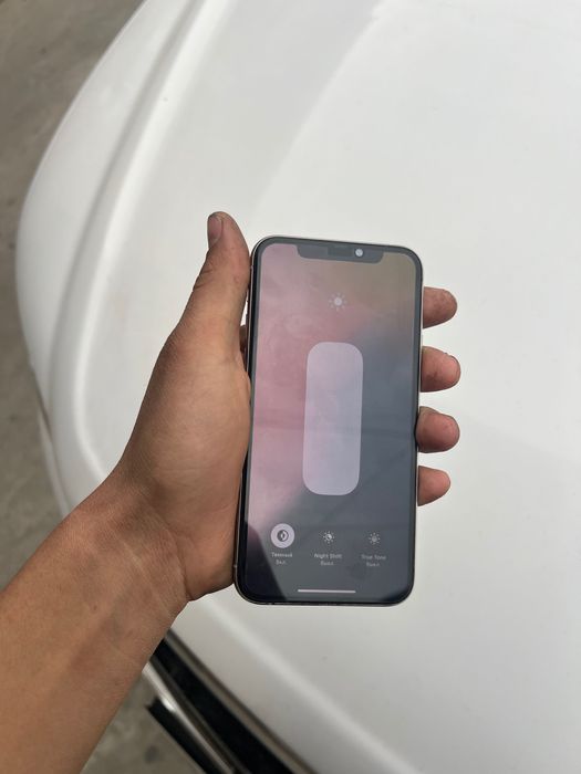 Iphone 11 pro Idiall