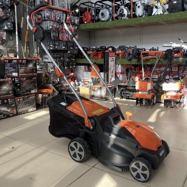 Аккумуляторная газонокосилка Oleo-Mac Gi 40 P Brushless