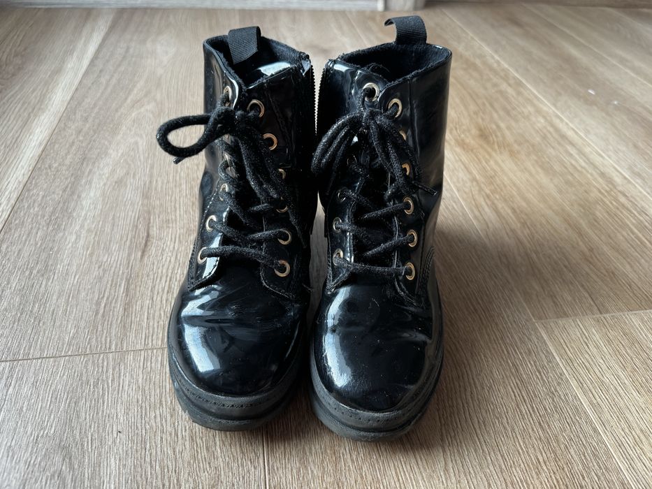 Ghete fete H&M lac mar 30