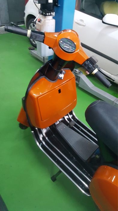 Piaggio Vespa PX125
