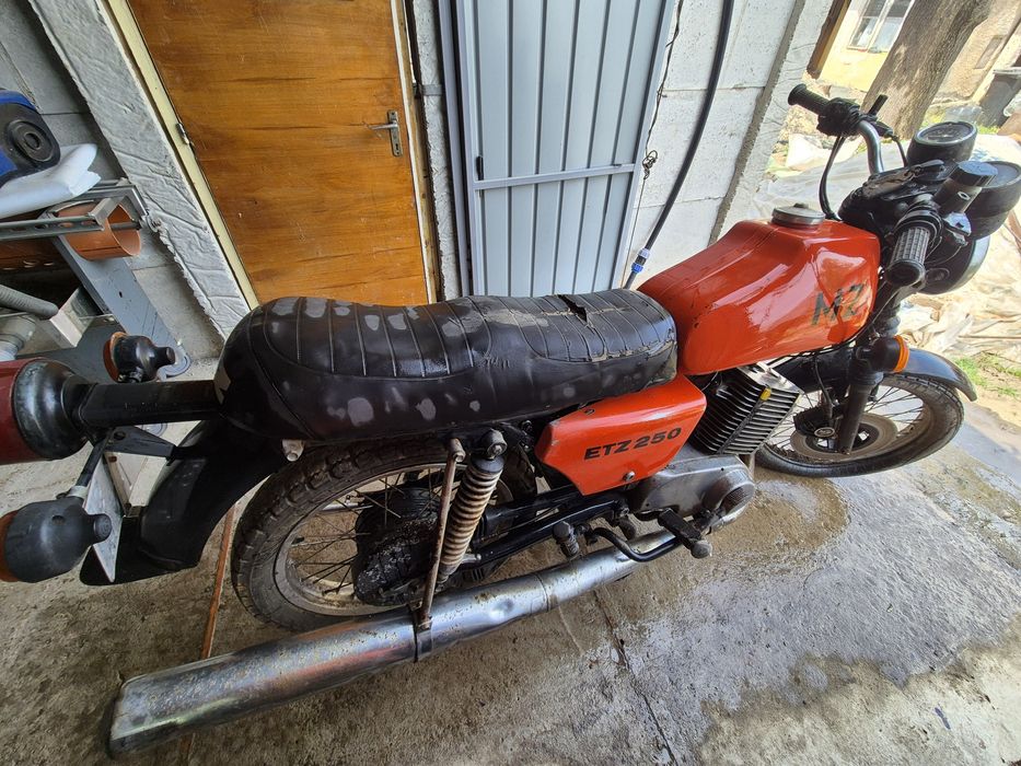 Mz ETZ 250 cu acte in regula