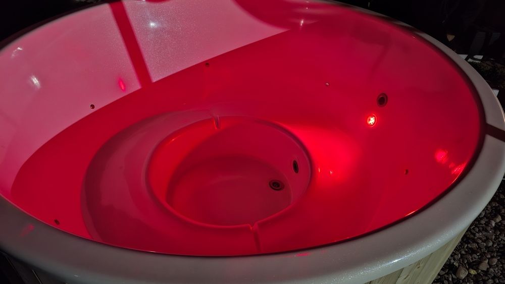 Ciubar ciubere  jacuzzi aeromasaj fibra de sticla
