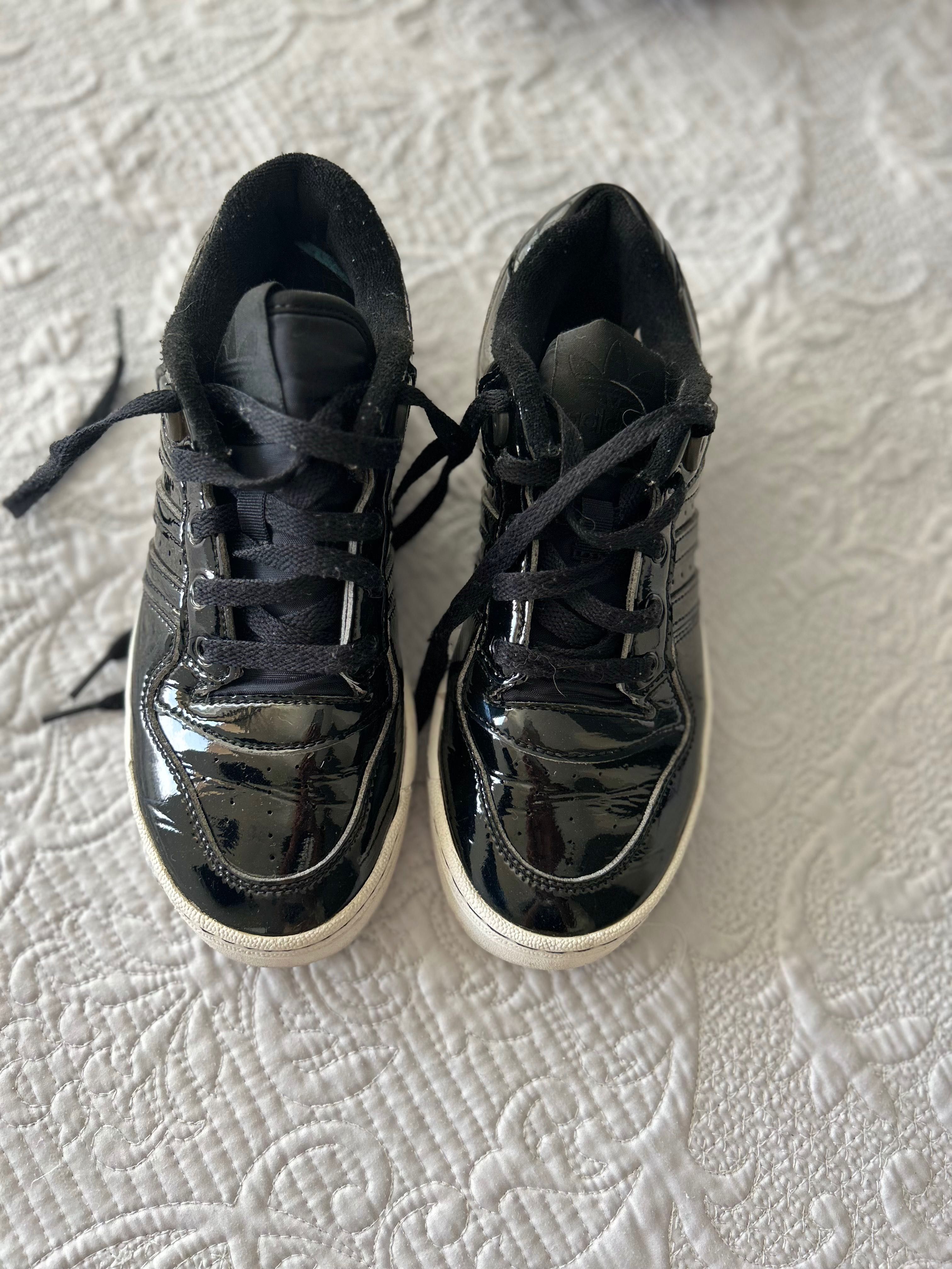 Fabiano ,Adidas , Gianni ,затворени обувки