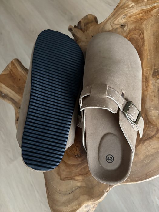 Vand papuci piele 41 /42
