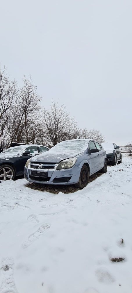 Fata completa Opel Astra H