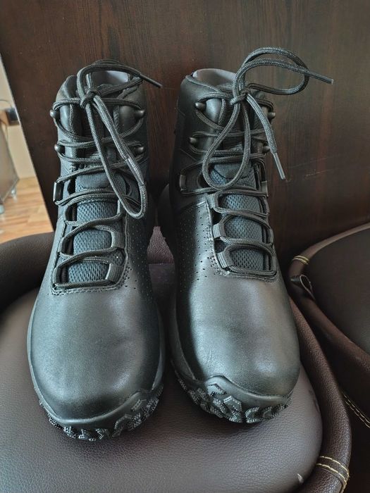 Under Armour боти ,кожа,41
