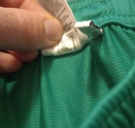 Оригинални къси панталонки на Рапид Виена