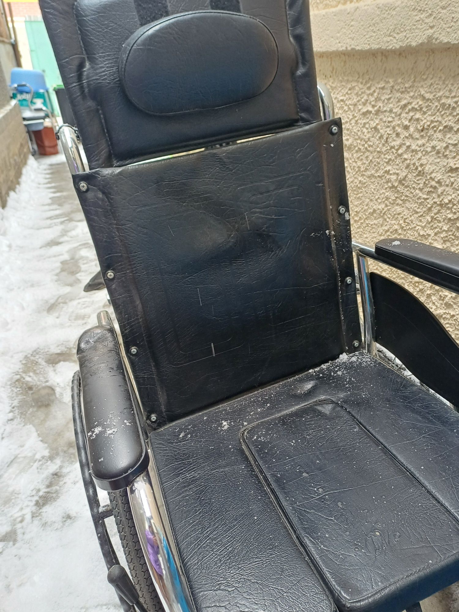 Инвалидное кресло