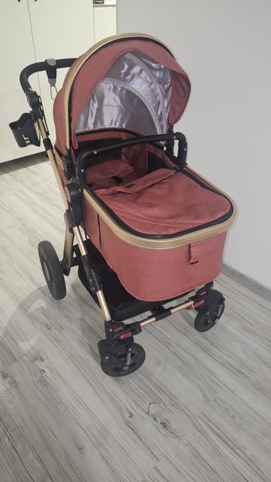 Cărucior pentru vânzare