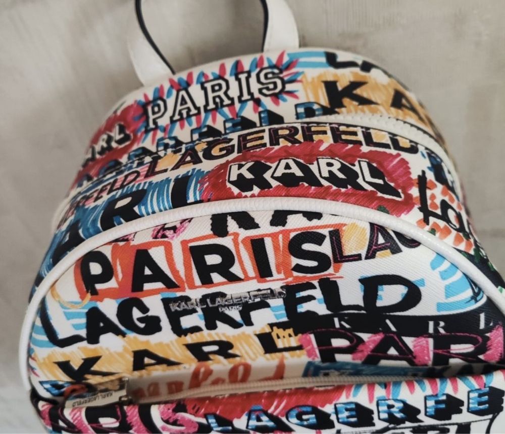Karl Lagerfeld чанта