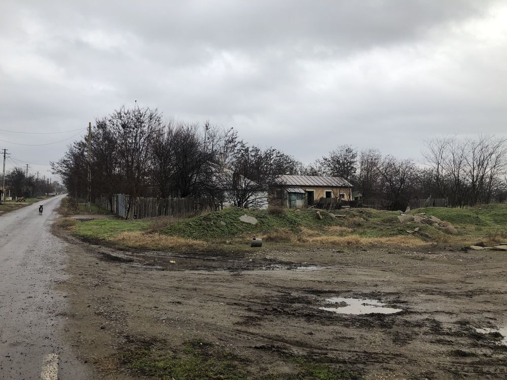 Casa si teren 3268mp in Sat Comaneasca,Com Tudor Vladimirescu,Jud Br