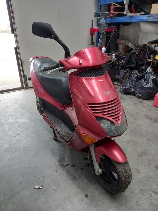 Aprilia leonardo 125