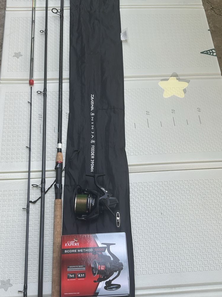 Lansetă feeder daiwa ninja, mulineta carp expert score method 5500