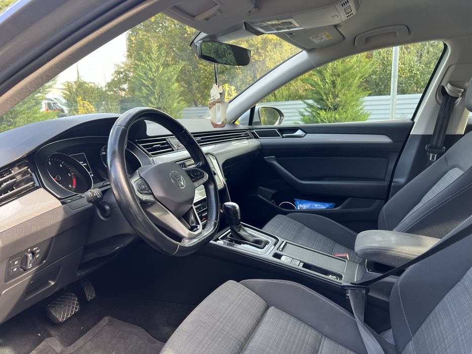 Volkswagen Passat 2021 - automat - proprietar