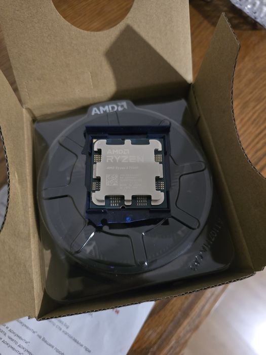 Процесор AMD RYZEN 5 7500F + охладител