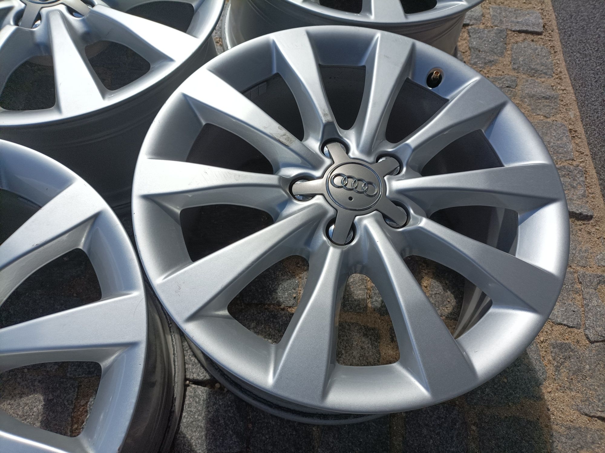 17" оригинални алуминиеви джанти за Ausi A4,A6./Skoda/Vw.