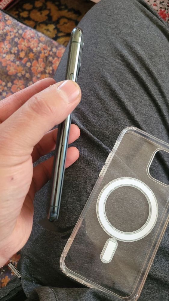 Iphone 11 pro 64 gb 74%
