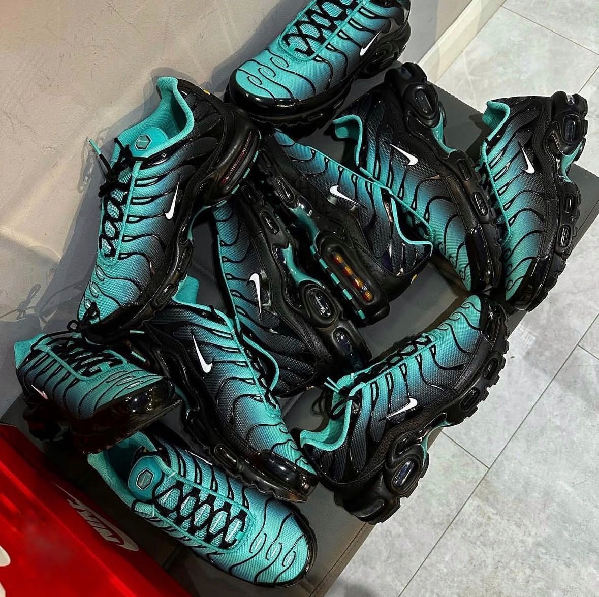 NIKE AIR MAX TN ‘Aqua Fade’ 40,41,42,43,44,45