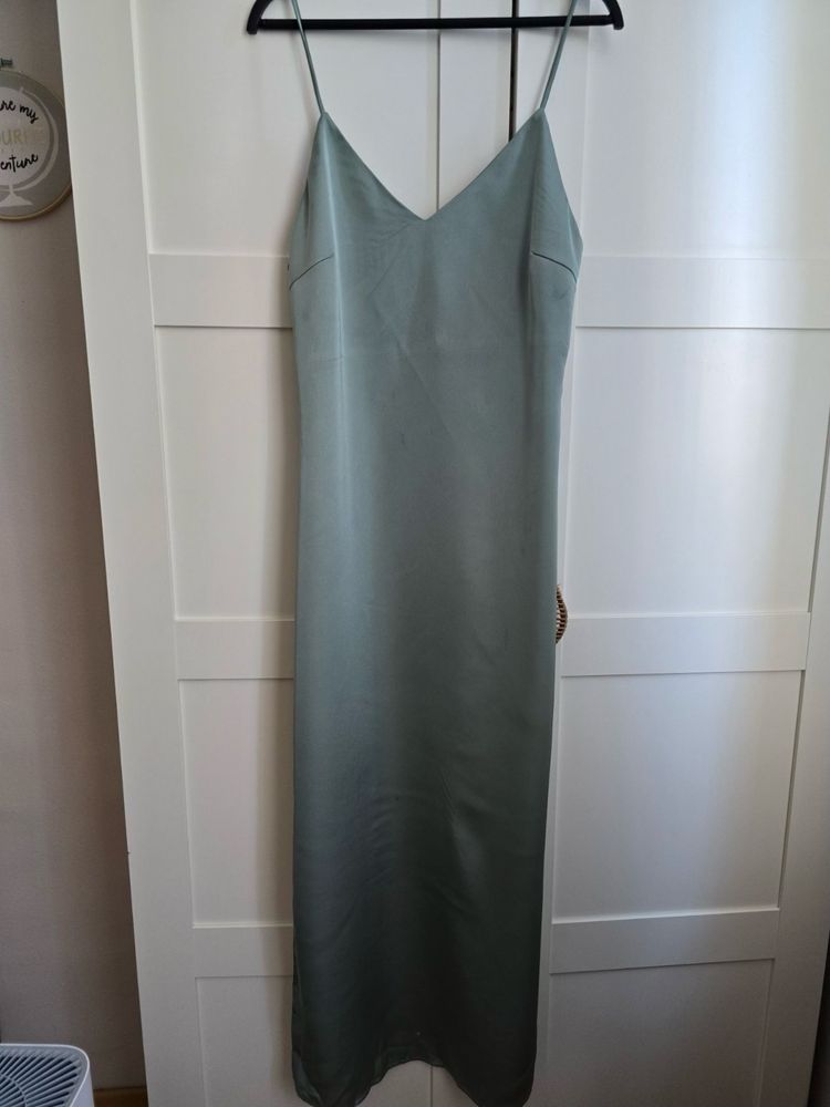 Чисто нови рокли Zara, Vila, HM