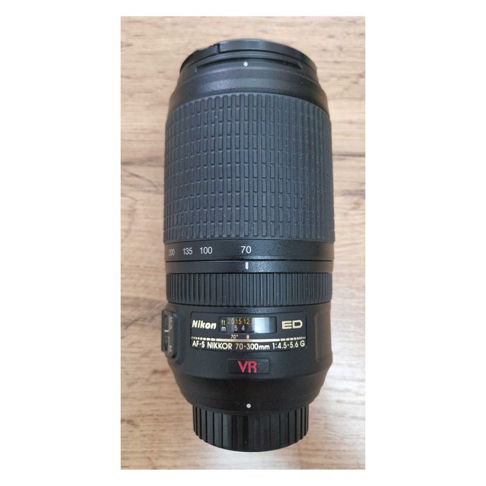 Продам объектив Nikon ED AF-S Nikkor 70-300mm FX
