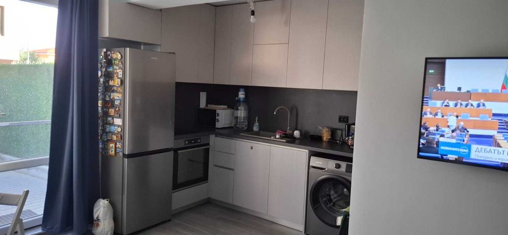 Продава се Едностаен апартамент в Пловдив, Южен - 60 кв.м за 1642 €/кв.м - Снимка #2