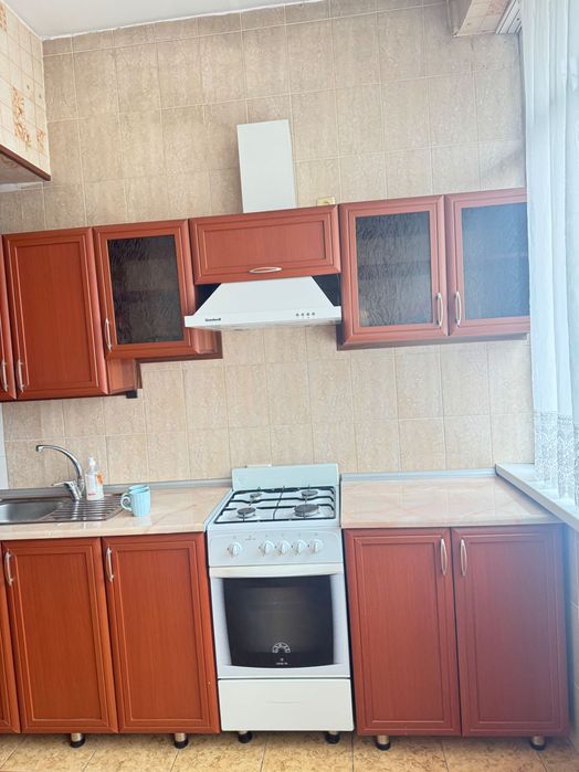 Продаю СВОЮ квартиру 3-комнатную