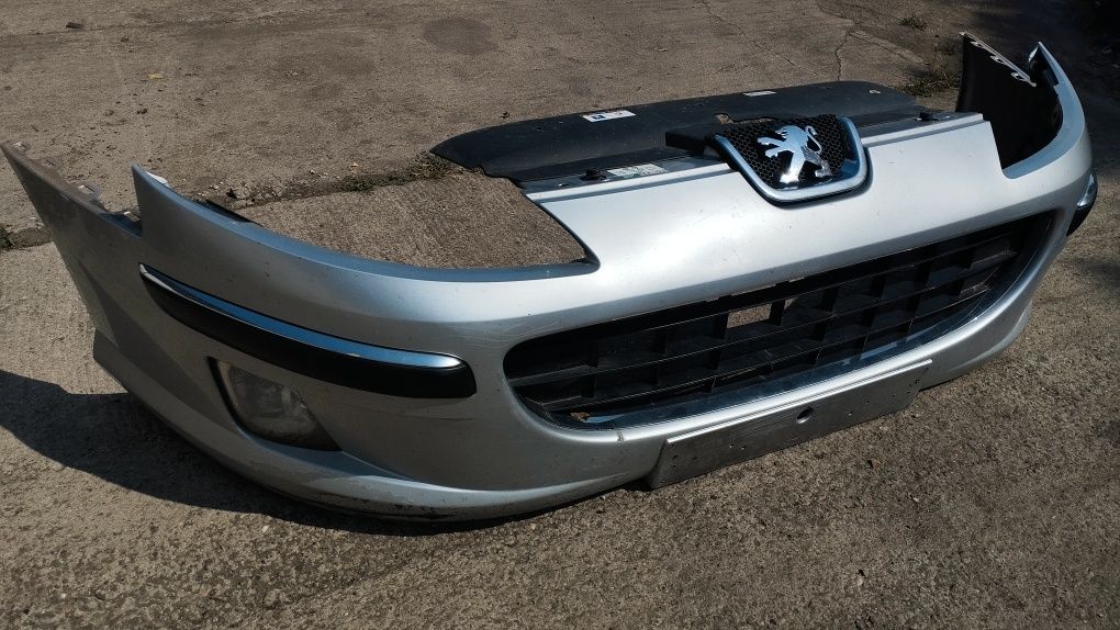 Предна броня Пежо 407 / Peugeot 407